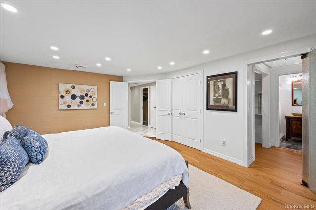 23 King Street, Port Jefferson Station, NY 11776