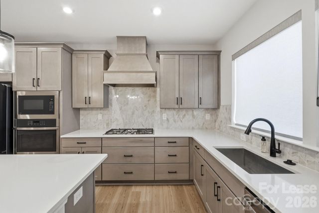 615 Myrick Alley, Charlotte, NC 28217