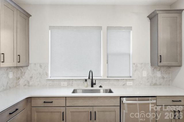 615 Myrick Alley, Charlotte, NC 28217