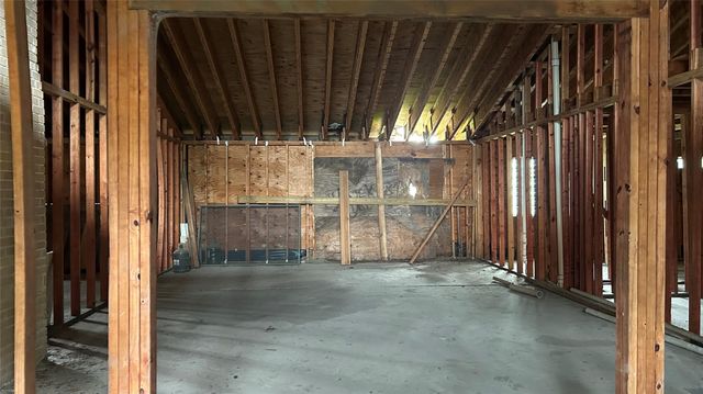 6706 Standing Oaks Street, Houston, TX 77050