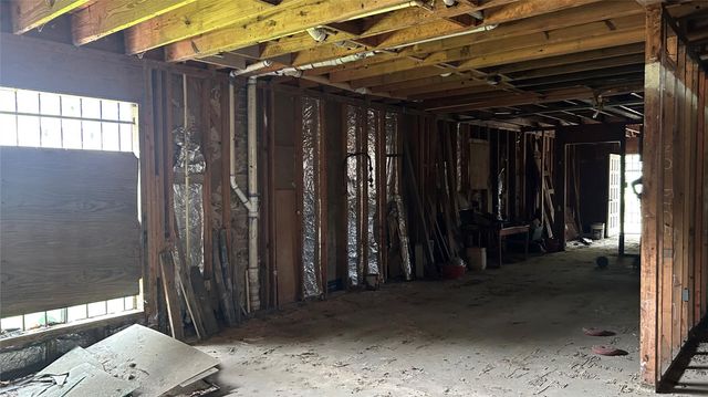 6706 Standing Oaks Street, Houston, TX 77050