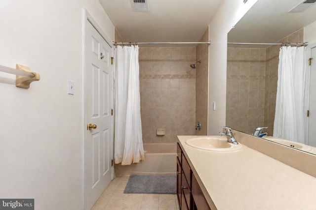 124 BURNET CRES, Robbinsville, NJ 08691