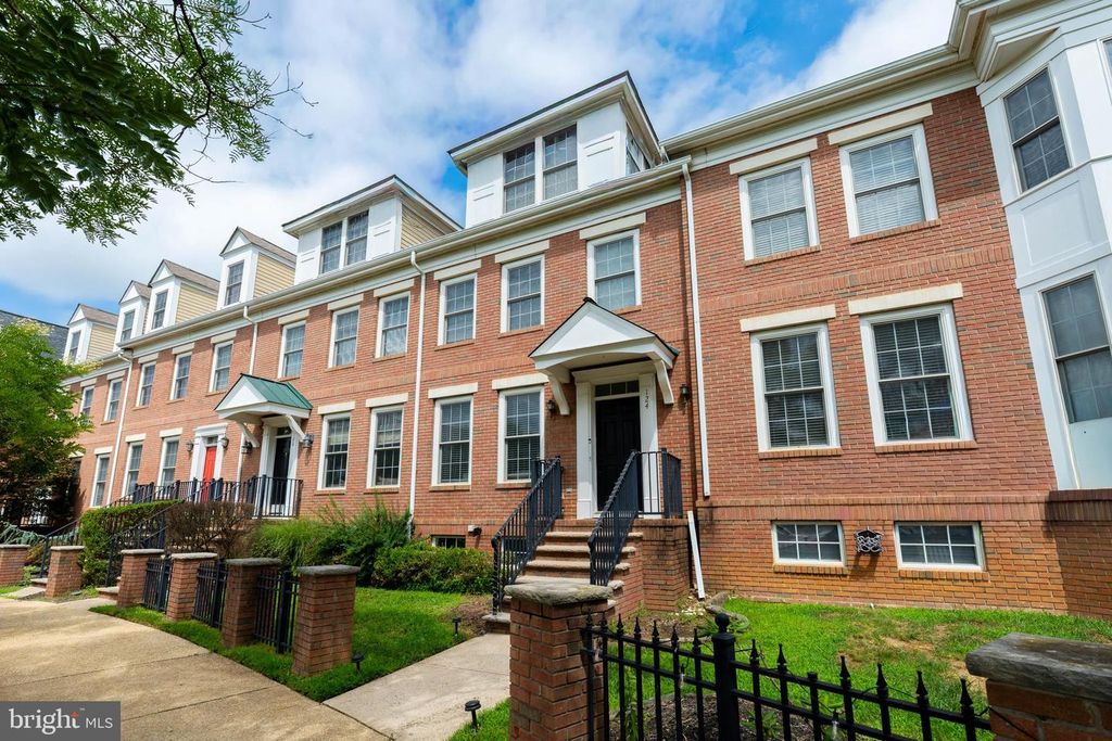 124 BURNET CRES, Robbinsville, NJ 08691