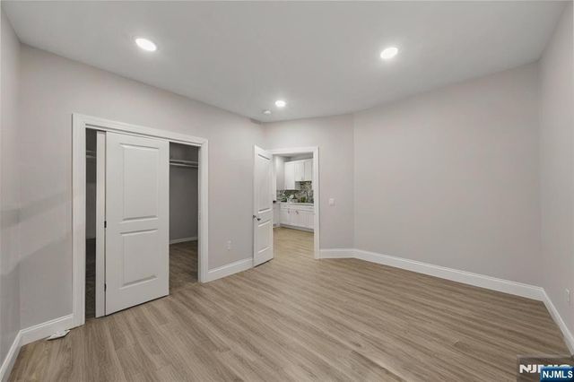 81 Wolcott Terrace, Newark, NJ 07112