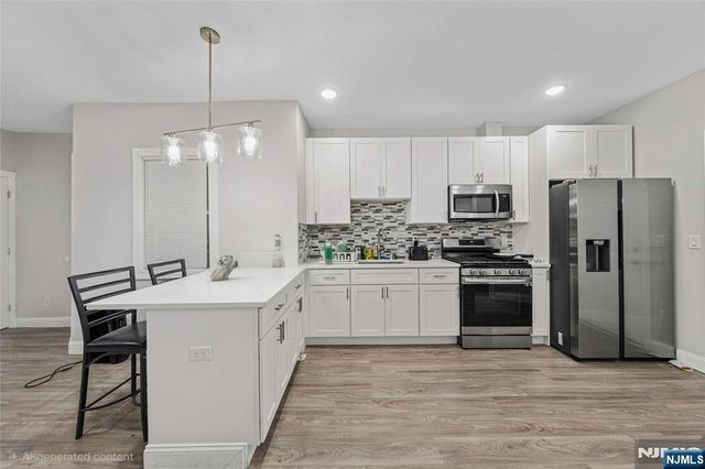 81 Wolcott Terrace, Newark, NJ 07112