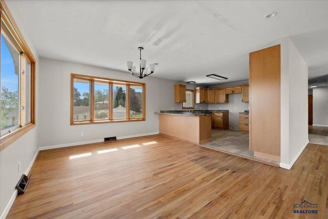 1111 PAISLEY TER, Sturgis, SD 57785