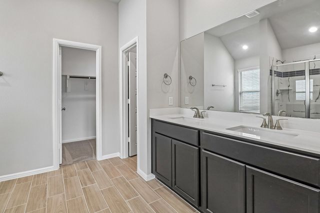 724 Grand Dale Drive, Lavon, TX 75166