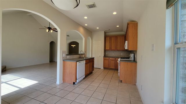 4822 Bonny Loch Lane, Houston, TX 77084