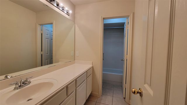 4822 Bonny Loch Lane, Houston, TX 77084