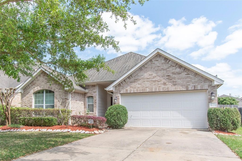 4822 Bonny Loch Lane, Houston, TX 77084
