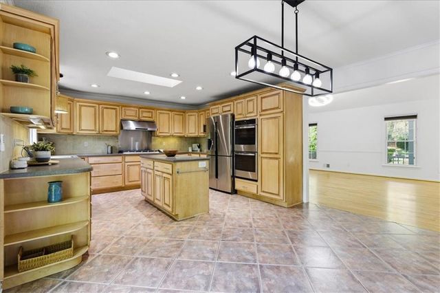 2192 Heritage Trace Drive, Marietta, GA 30062