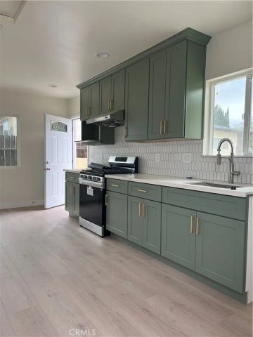 1531 E Larkwood, West Covina, CA 91791