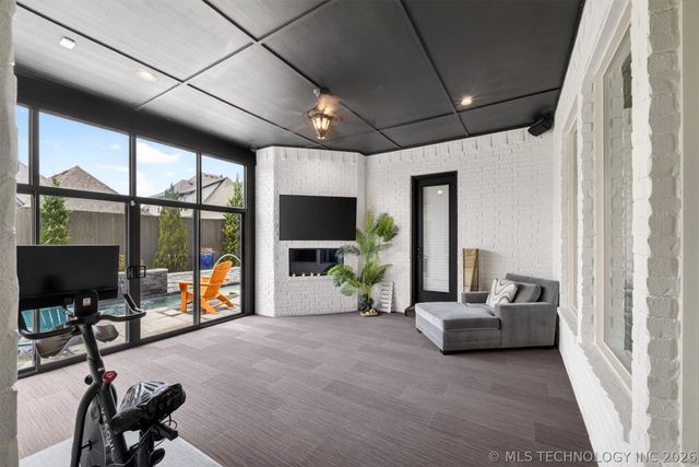 17288 E 42nd Place S, Tulsa, OK 74134