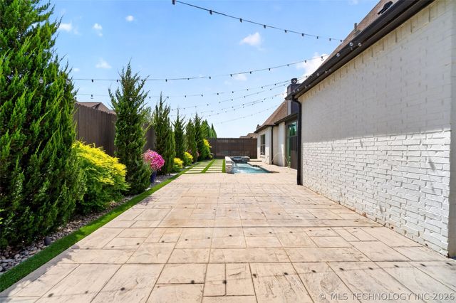 17288 E 42nd Place S, Tulsa, OK 74134