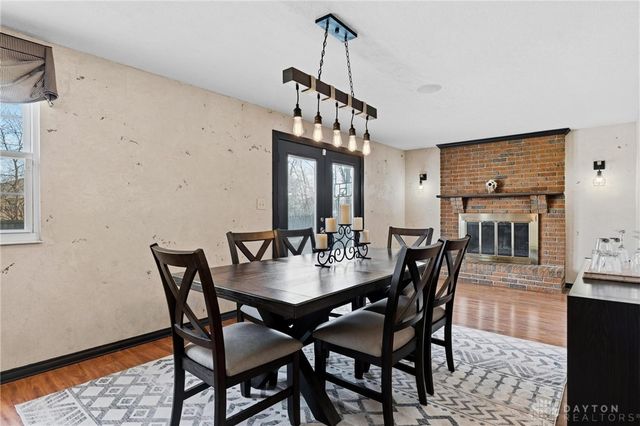 9636 Springwater Lane, Miamisburg, OH 45342