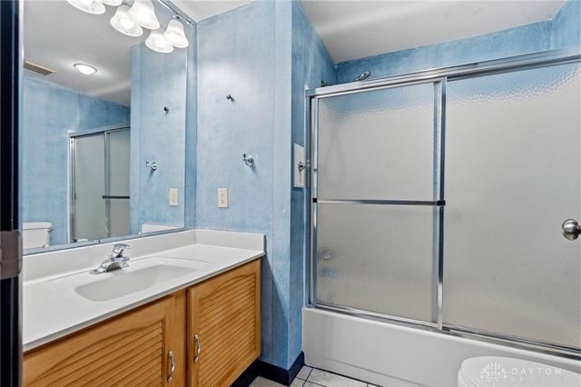 9636 Springwater Lane, Miamisburg, OH 45342