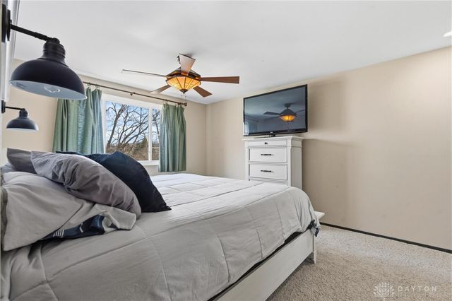 9636 Springwater Lane, Miamisburg, OH 45342