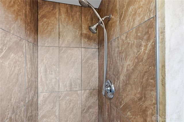 9636 Springwater Lane, Miamisburg, OH 45342