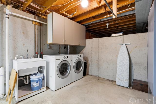 9636 Springwater Lane, Miamisburg, OH 45342