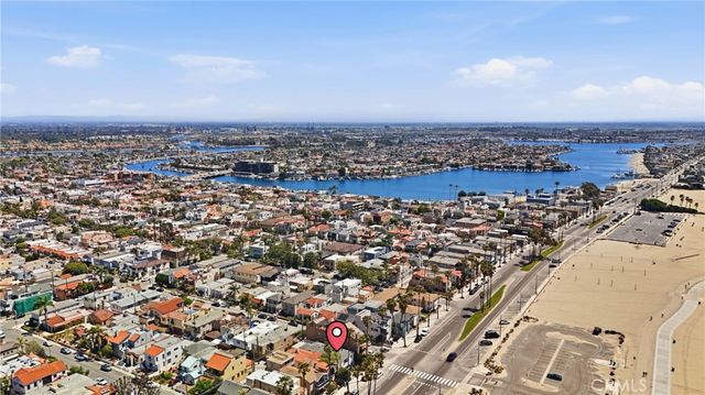5267 E Ocean Boulevard 3, Long Beach, CA 90803