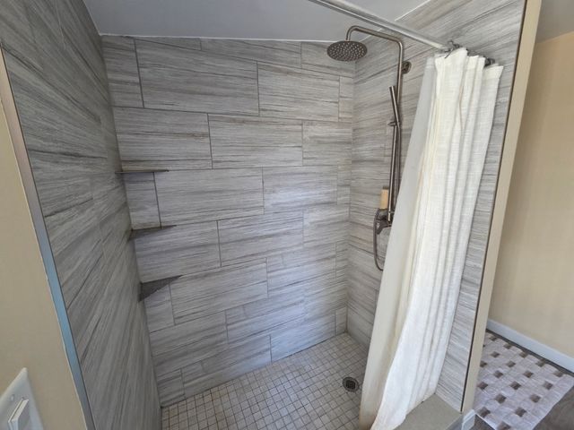 9 Harbor View Rd, Nahant, MA 01908