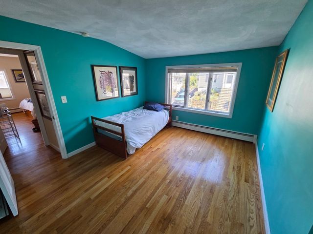 9 Harbor View Rd, Nahant, MA 01908