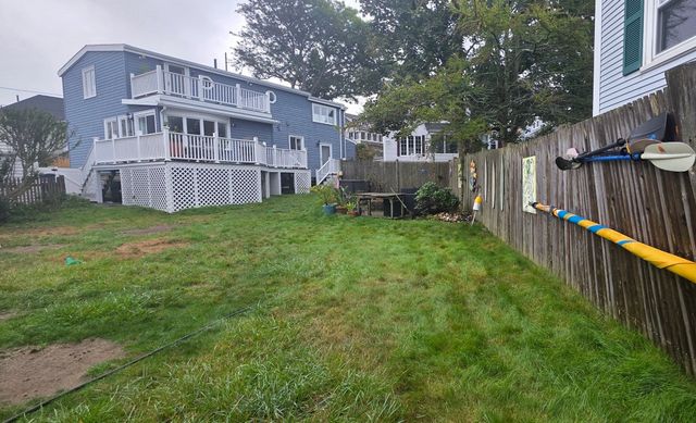 9 Harbor View Rd, Nahant, MA 01908