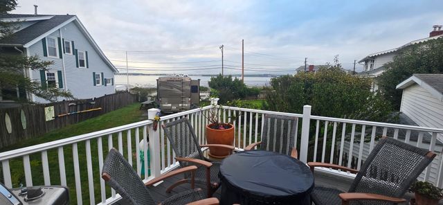 9 Harbor View Rd, Nahant, MA 01908