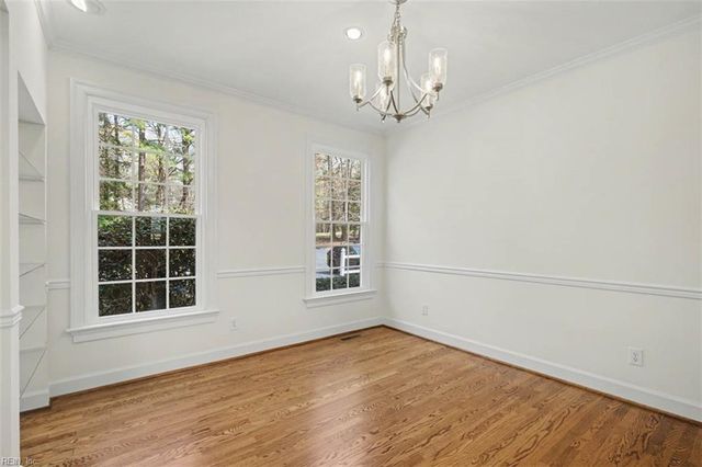 105 Dogleg DR, Williamsburg, VA 23188