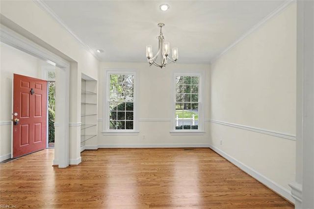 105 Dogleg DR, Williamsburg, VA 23188