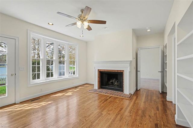 105 Dogleg DR, Williamsburg, VA 23188