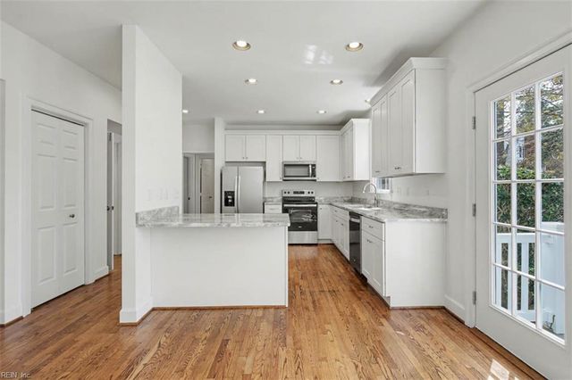 105 Dogleg DR, Williamsburg, VA 23188