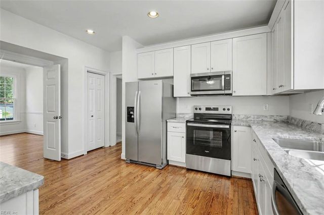 105 Dogleg DR, Williamsburg, VA 23188