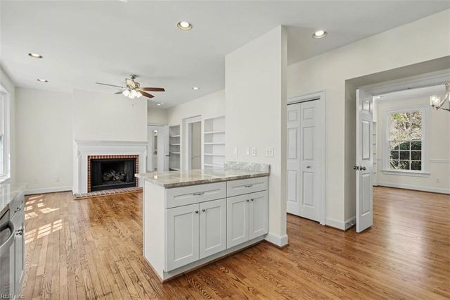 105 Dogleg DR, Williamsburg, VA 23188