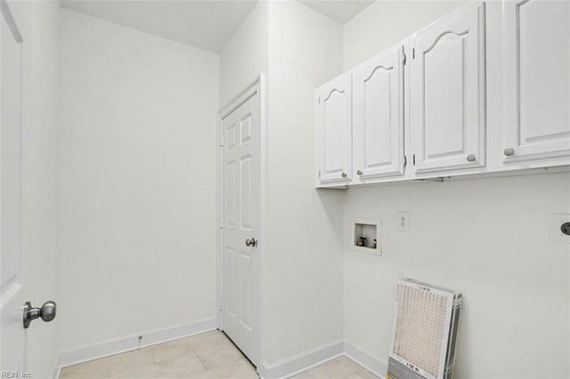 105 Dogleg DR, Williamsburg, VA 23188