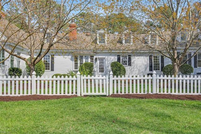 105 Dogleg DR, Williamsburg, VA 23188