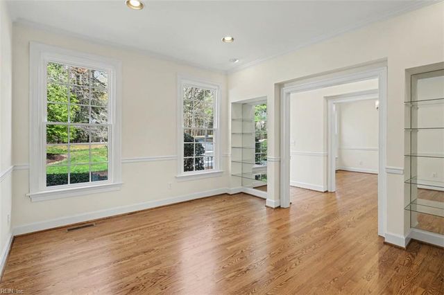 105 Dogleg DR, Williamsburg, VA 23188