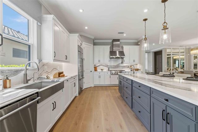 7704 MOONBEAM AVENUE, Sarasota, FL 34241