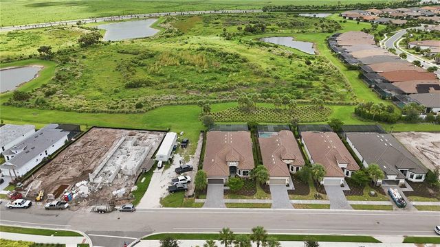 7704 MOONBEAM AVENUE, Sarasota, FL 34241