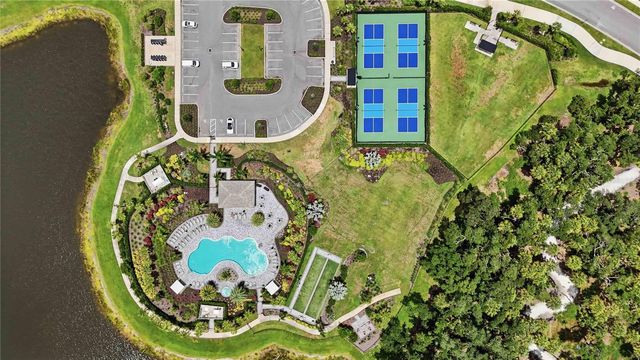 7704 MOONBEAM AVENUE, Sarasota, FL 34241