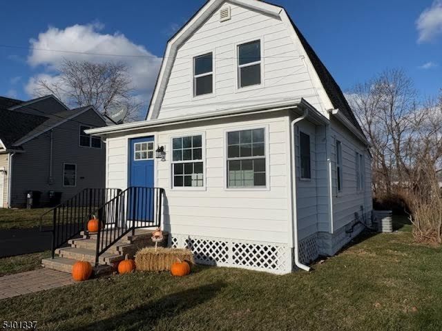 4 Whitehouse Ave, Readington Twp., NJ 08889