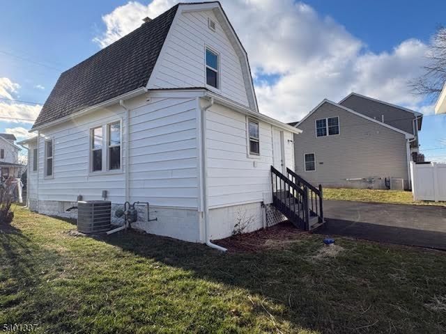 4 Whitehouse Ave, Readington Twp., NJ 08889