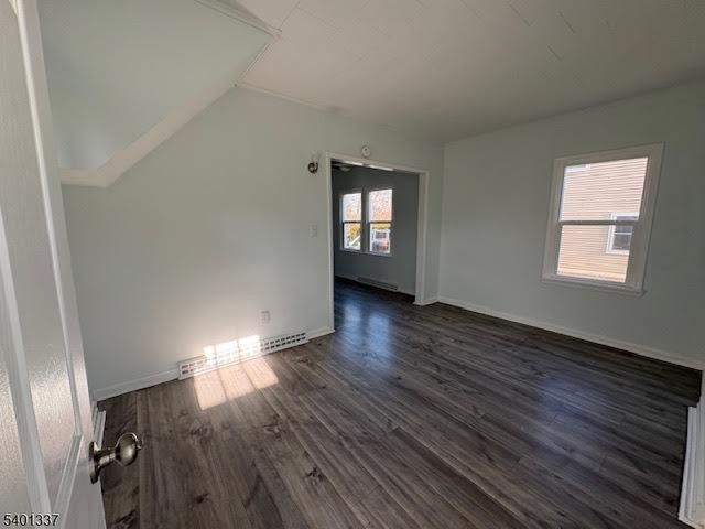 4 Whitehouse Ave, Readington Twp., NJ 08889