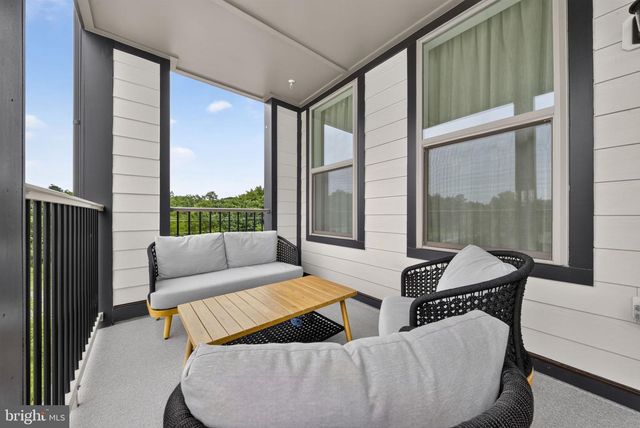 20980 BLUEBIRD SQ, Sterling, VA 20165