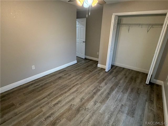 6744 N Waycross Way, Citrus Springs, FL 34433