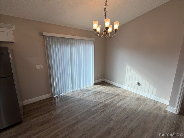 6744 N Waycross Way, Citrus Springs, FL 34433