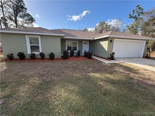6744 N Waycross Way, Citrus Springs, FL 34433