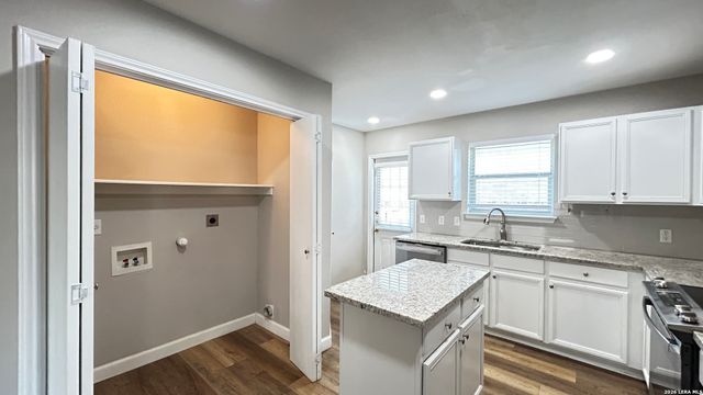 10730 SHAENCROSSING, San Antonio, TX 78254