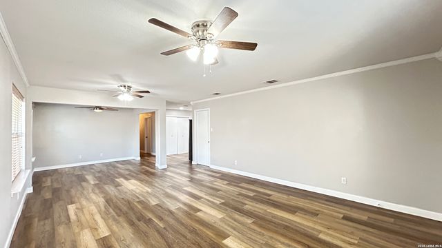 10730 SHAENCROSSING, San Antonio, TX 78254