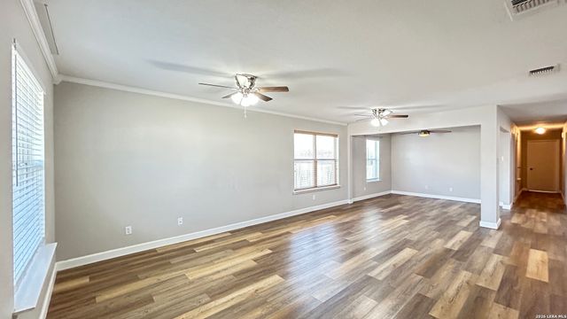 10730 SHAENCROSSING, San Antonio, TX 78254